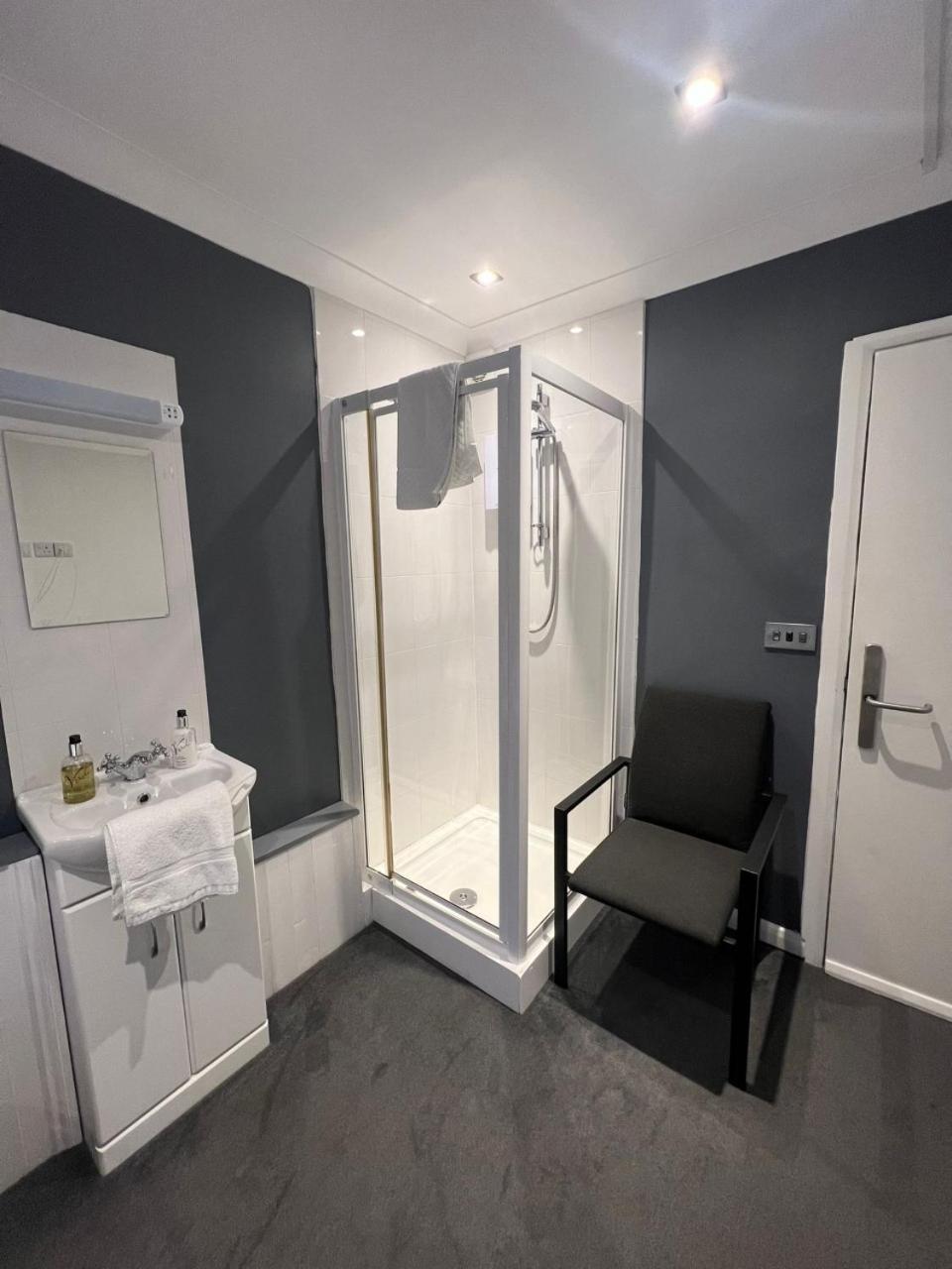 Rock House Bed And Breakfast Maidstone Zimmer foto
